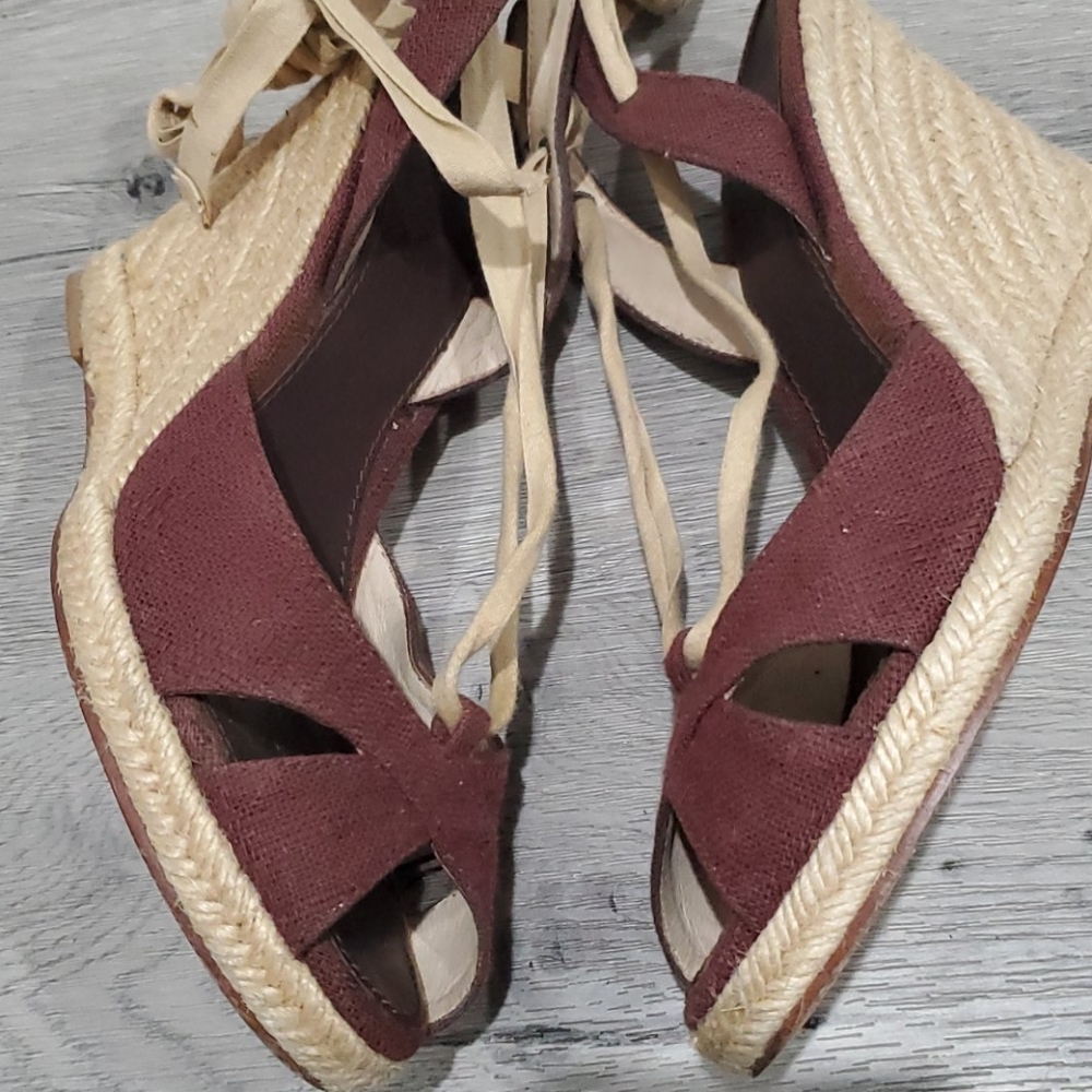 Banana Republic Danae Brown Wedges 7.5